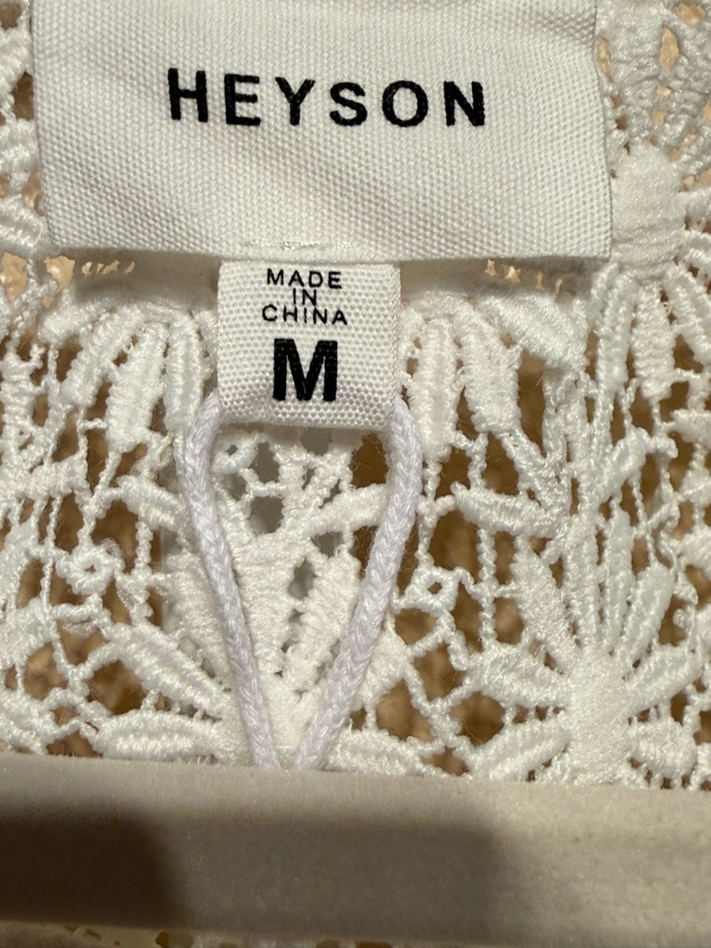 Ivory short sleeve button down top with lace detail women’s size medium nwt - Picture 7 of 7